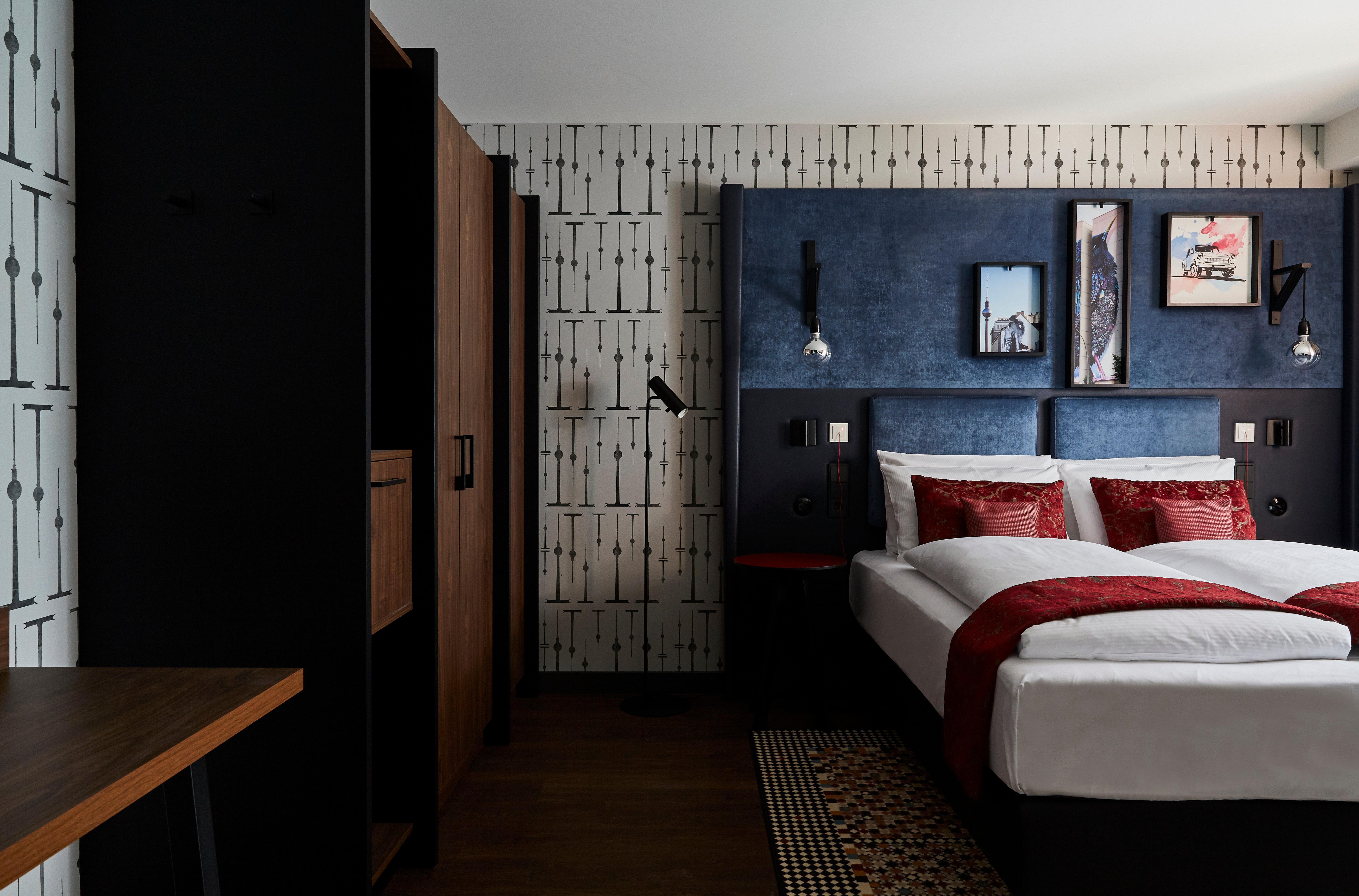 Hotel Indigo Berlin - East Side Gallery Exterior photo