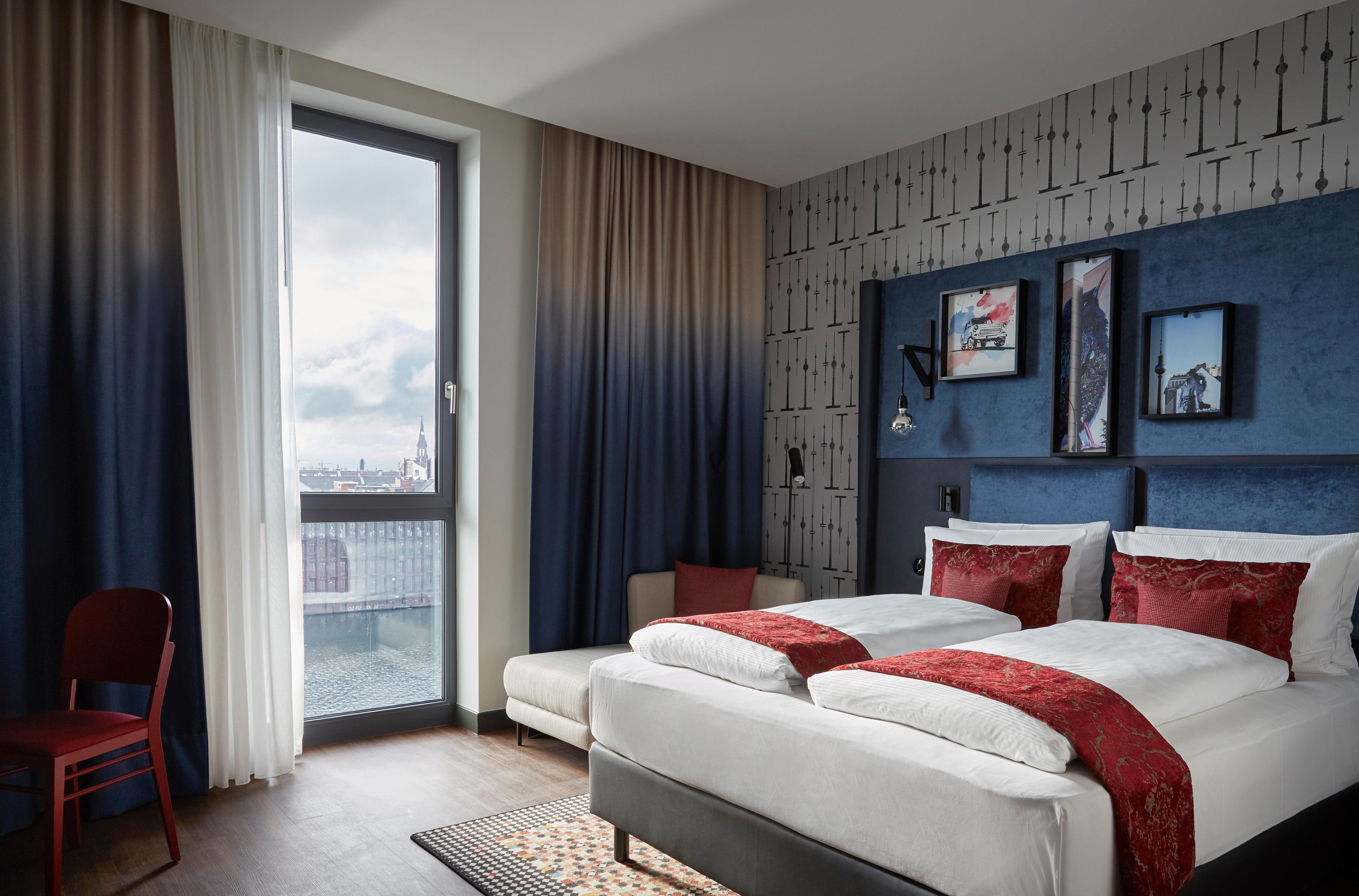 Hotel Indigo Berlin - East Side Gallery Exterior photo