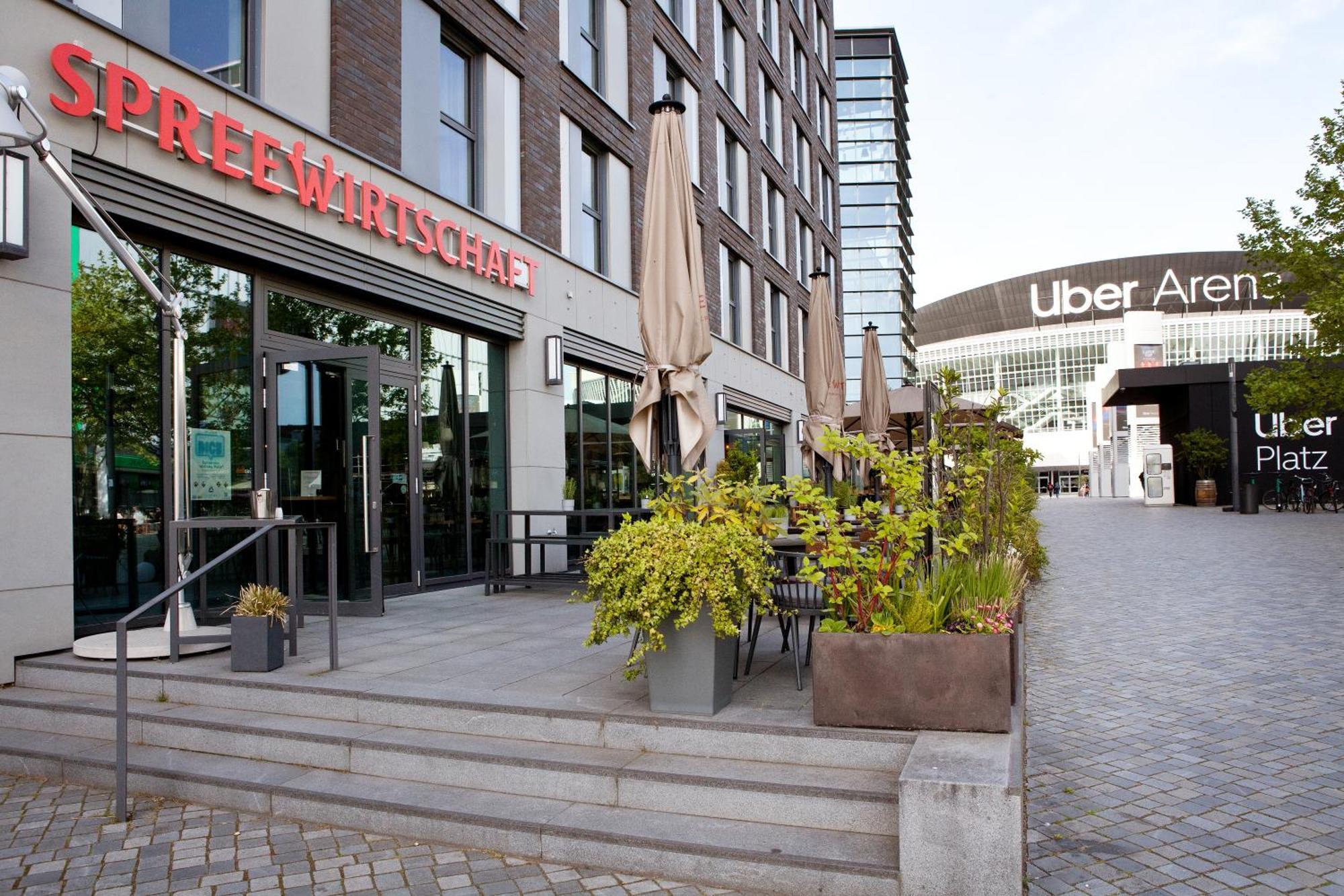 Hotel Indigo Berlin - East Side Gallery Exterior photo