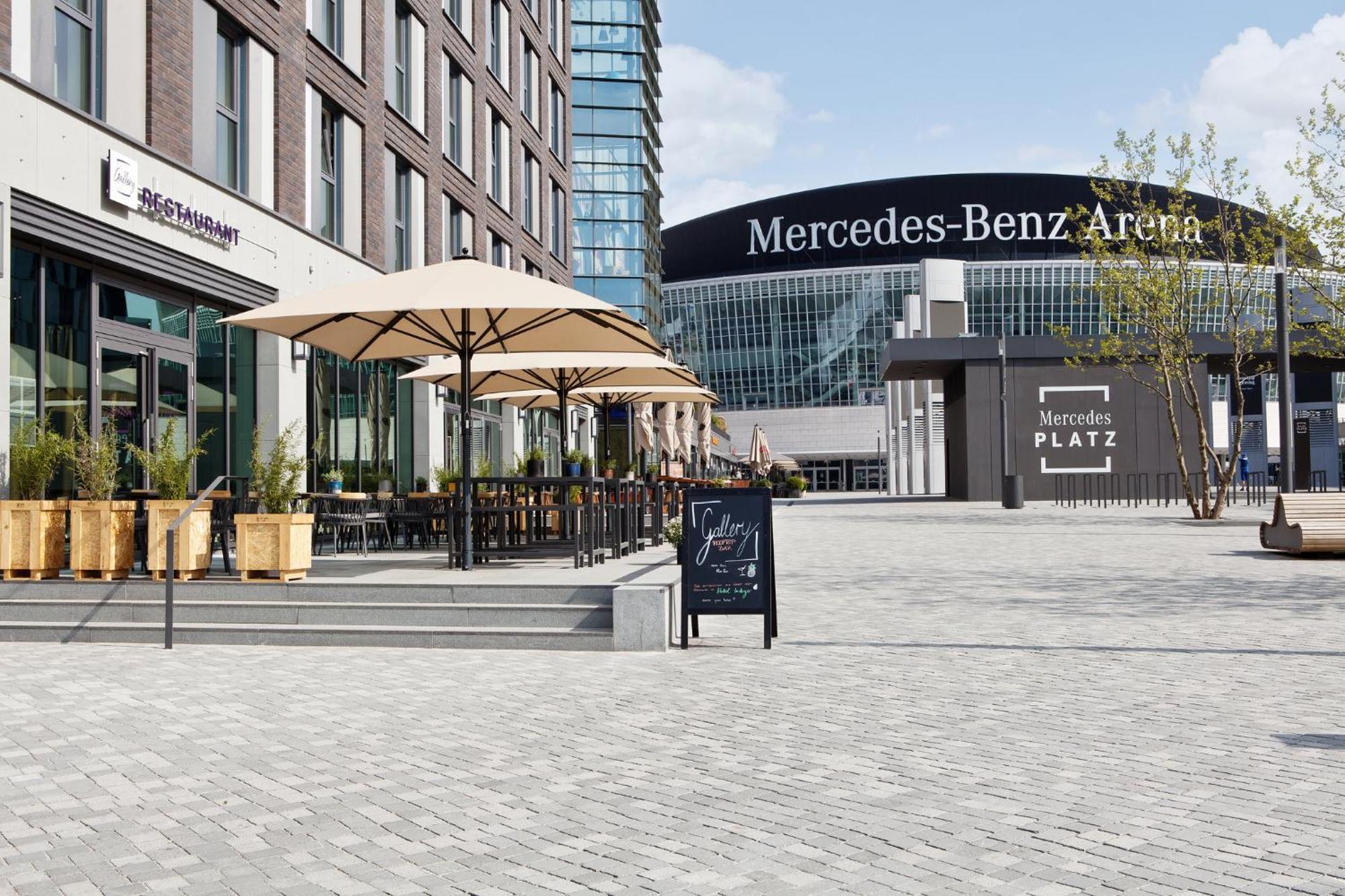Hotel Indigo Berlin - East Side Gallery Exterior photo